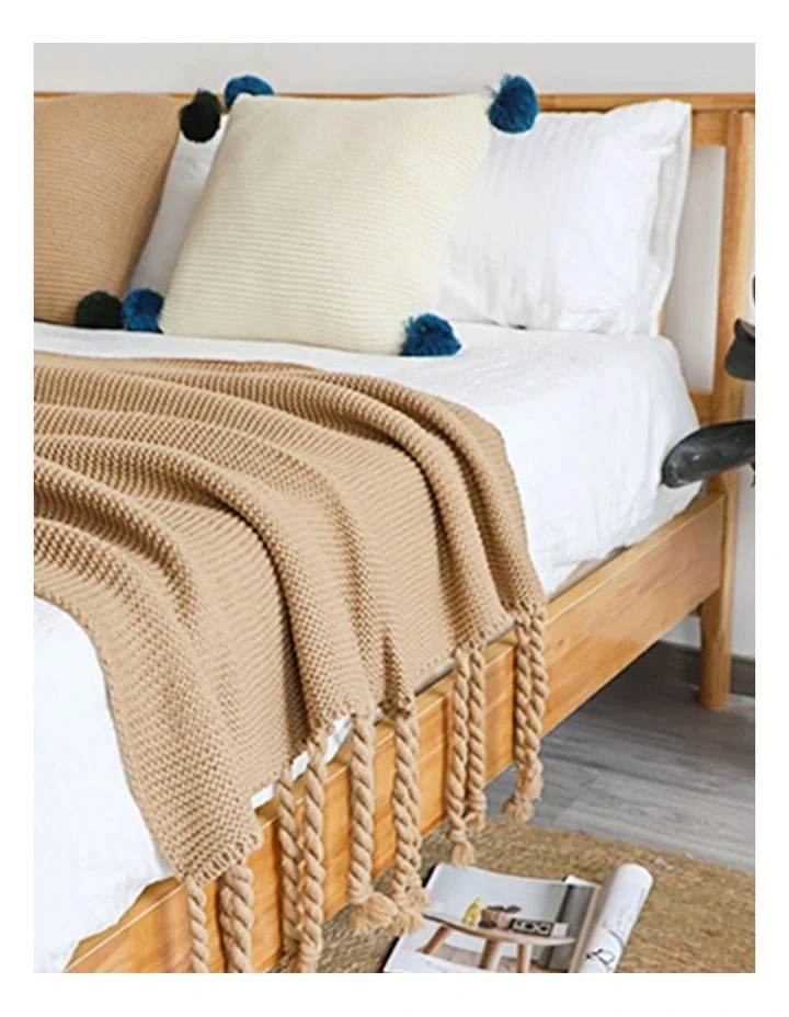 Tassel Fringe Knitting Throw Blanket in Coffee