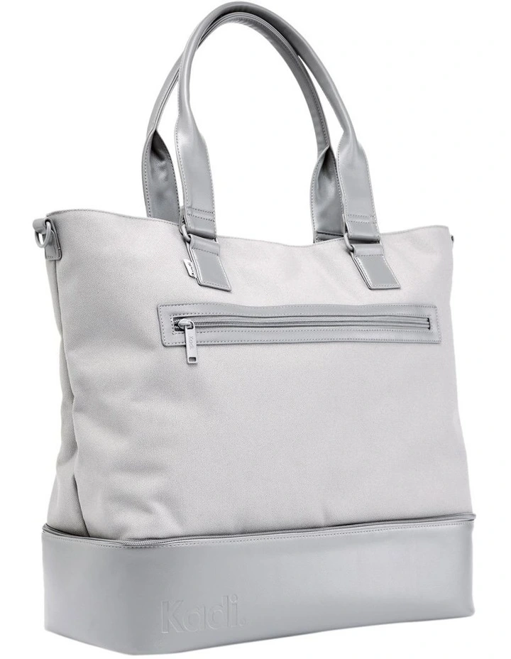 The Weekender in Pebble
