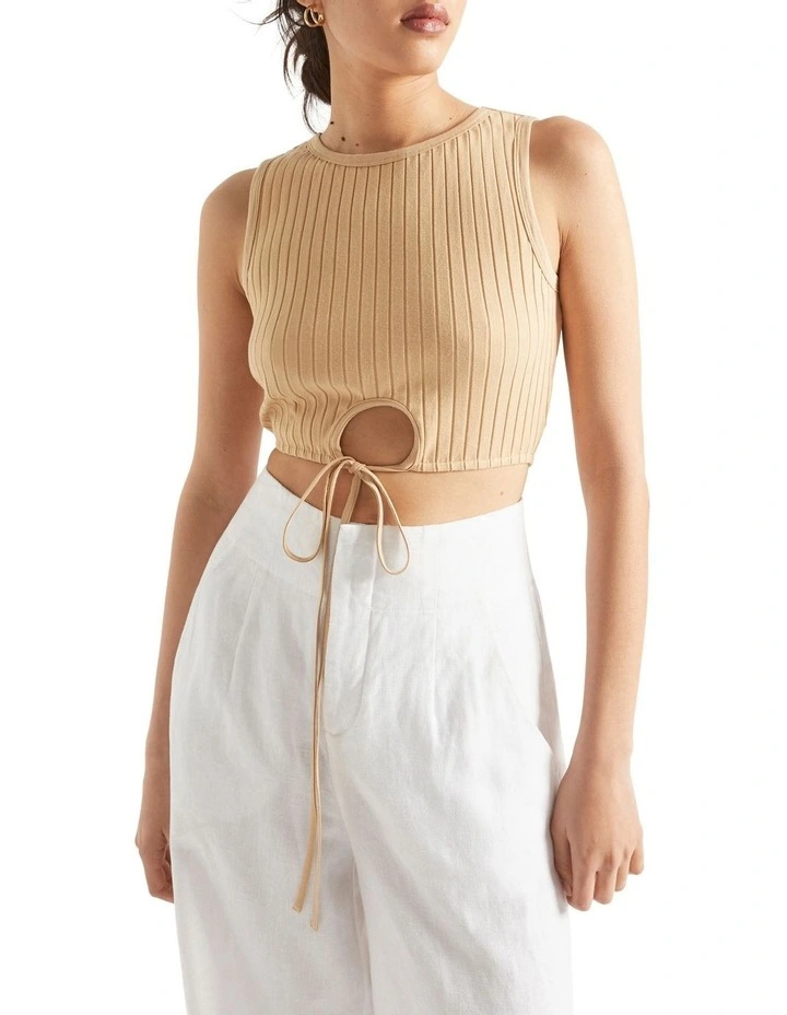 Keyhole Tie Tank in Light Chestnut