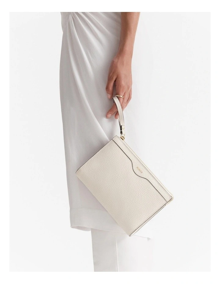 Jett Medium Pouch in Ivory