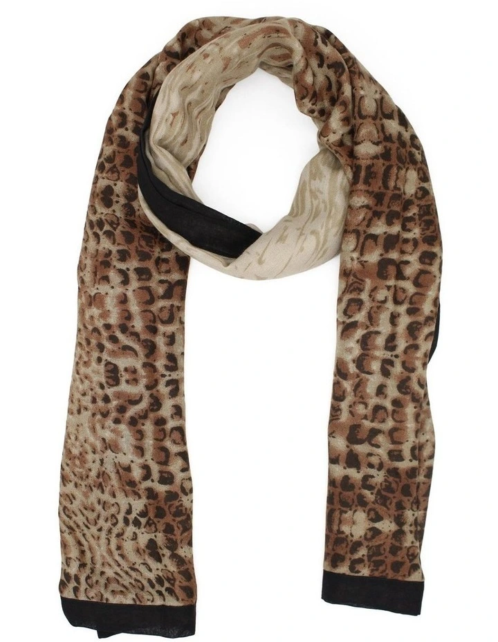 Jordy Scarf in Brown