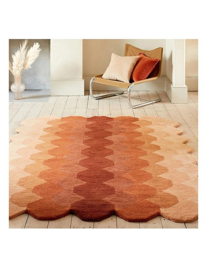 Asiatic Hive Rug in Rust