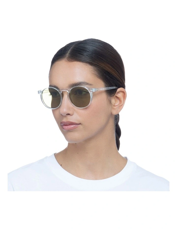 Teen Spirit Deux Sunglasses in Clear