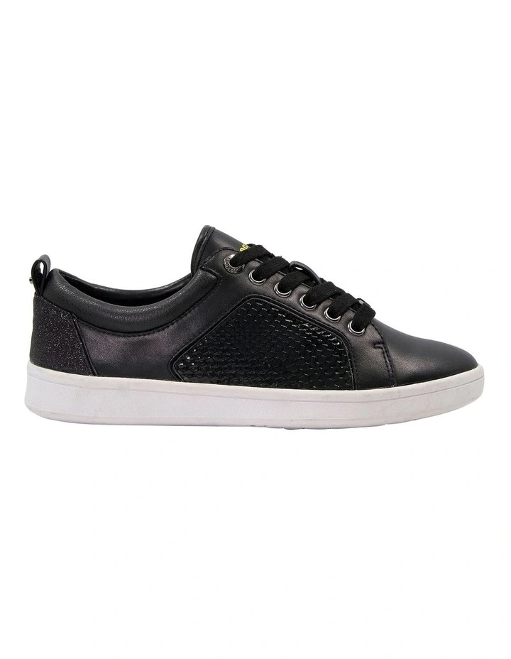 Estie Sneaker in Black