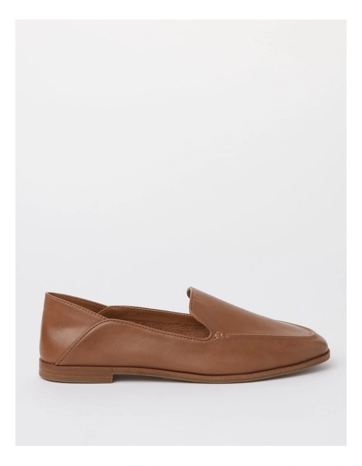 Averly Black Flat Shoe in Tan