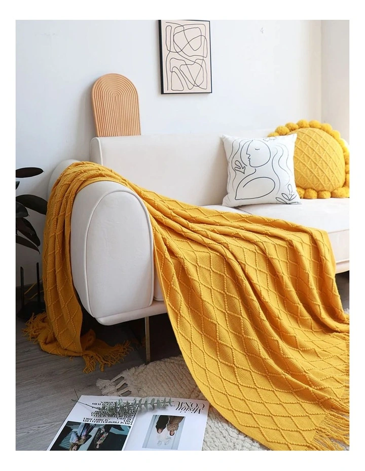 Diamond Pattern Warm Knitted Throw Blanket in Yellow