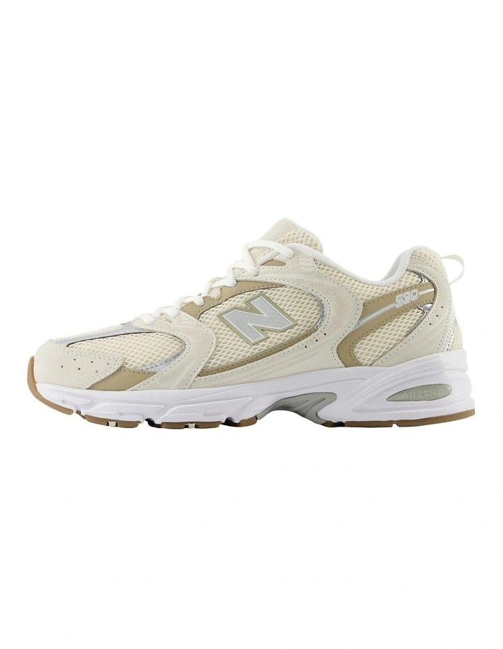 530 Sneakers in Beige