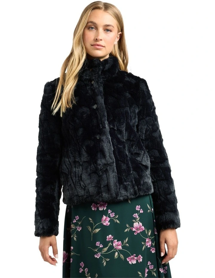 Sovereign Jacket in Black