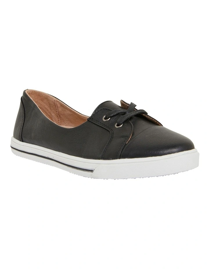 Vectra Black Glove Sneakers