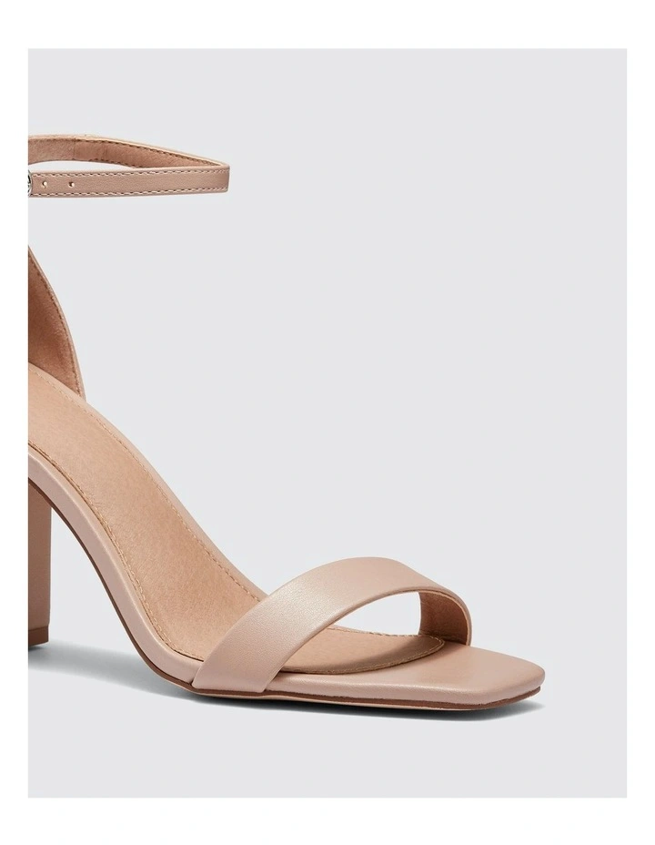 Lyza Heels in Nude