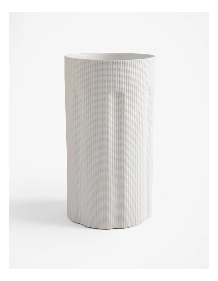 Edessa Large Vase in Snow