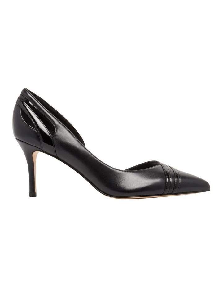 Mrond Pump in Black