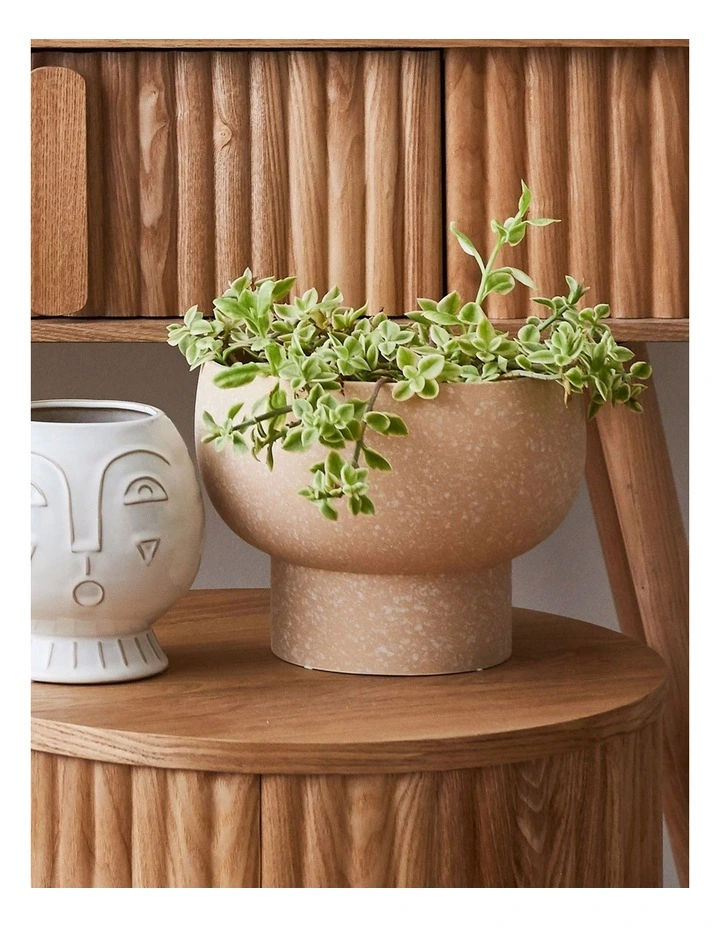 Pedestal Planter Sand