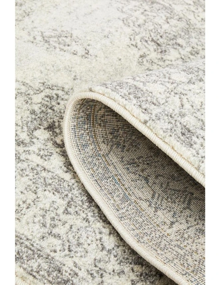 Century Rug 977 in Silver