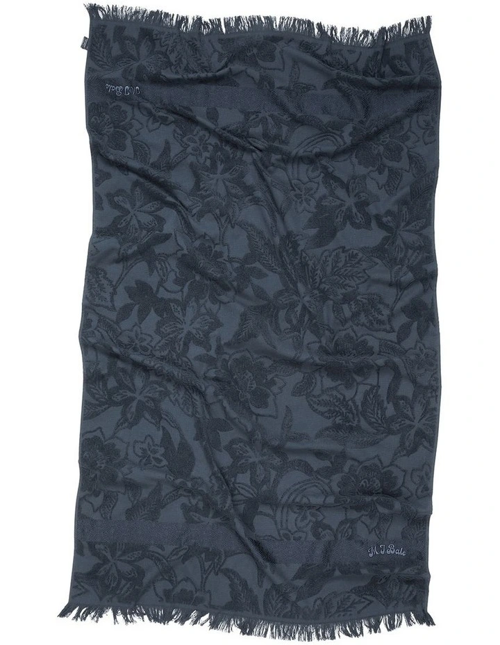 Montrose Beach Towel in Navy