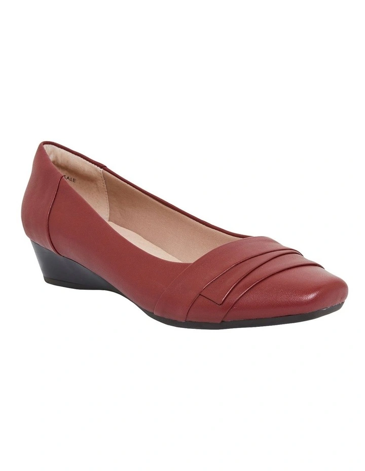 Saturn Heeled Shoes in Red Leather