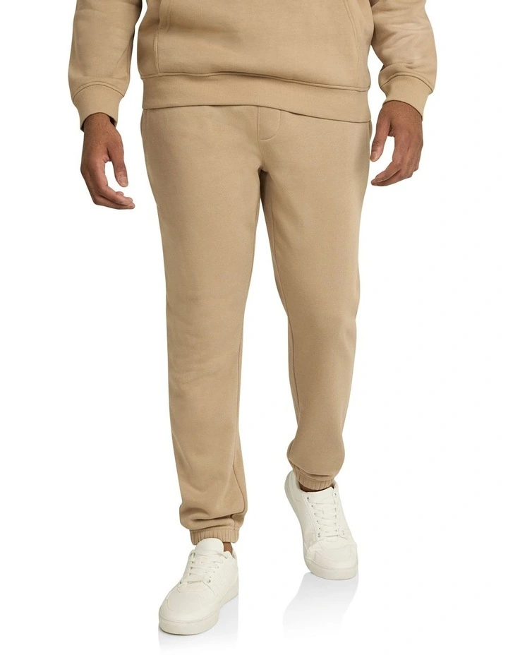 Rylan Fleece Trackpant in Biscuit