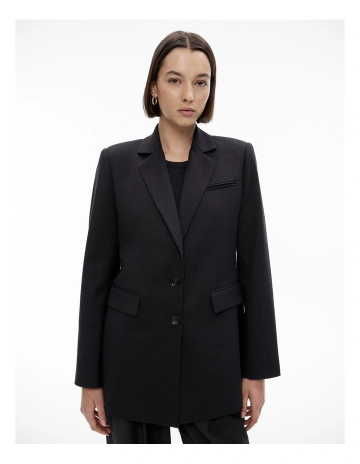 Tailored Single Breasted Blazer in Black