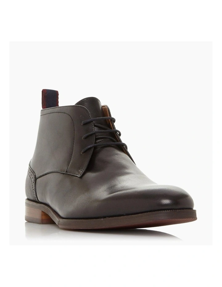 Maidenn Black