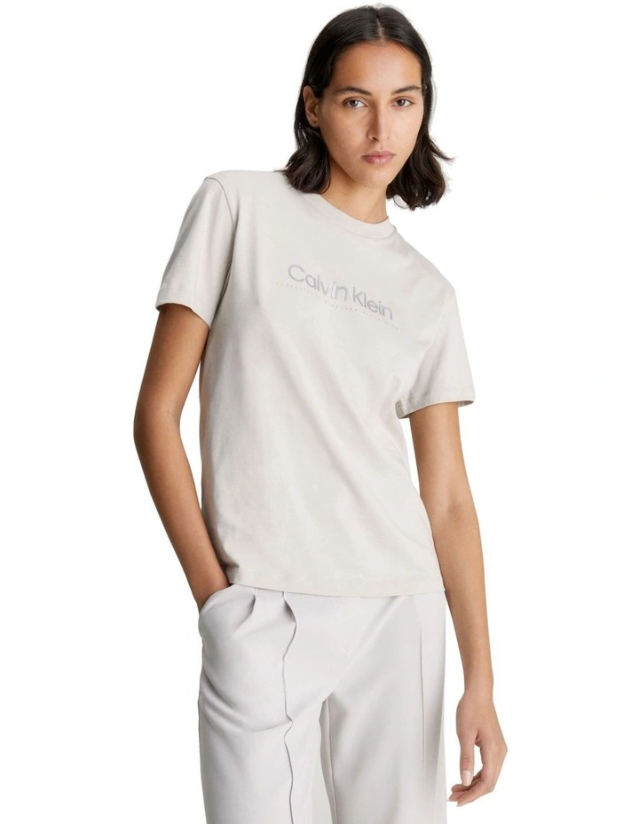 Satin Print Graphic T Shirt in Grey