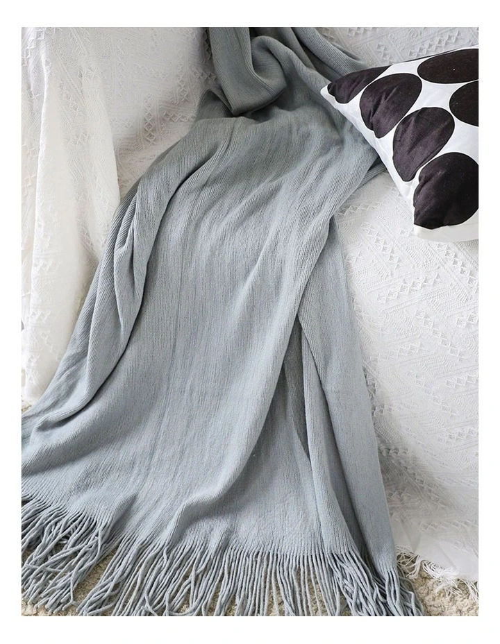 Acrylic Knitted Throw Blanket in Grey