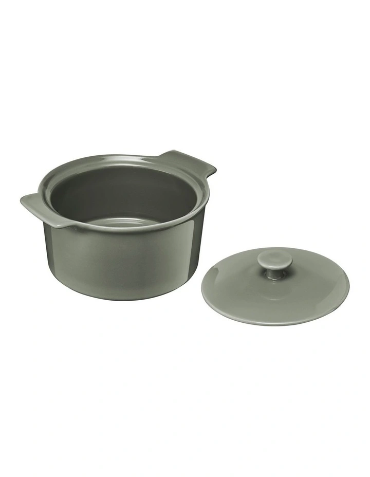 Indulgence Round Casserole 1.3L Gift Boxed in Sage