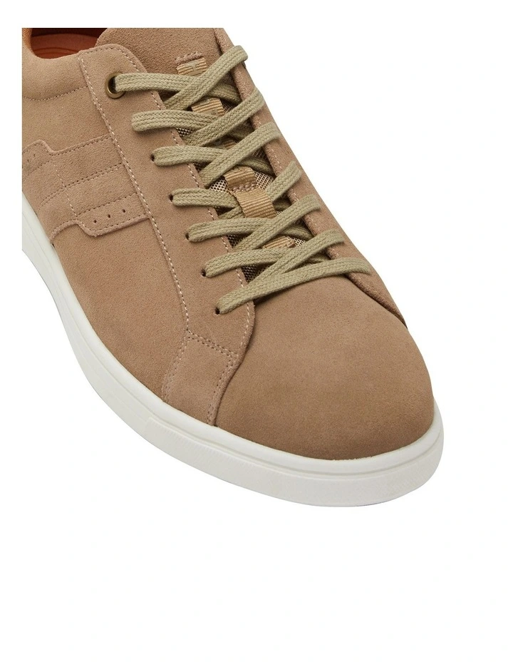 Gravity Sneaker in Taupe Suede