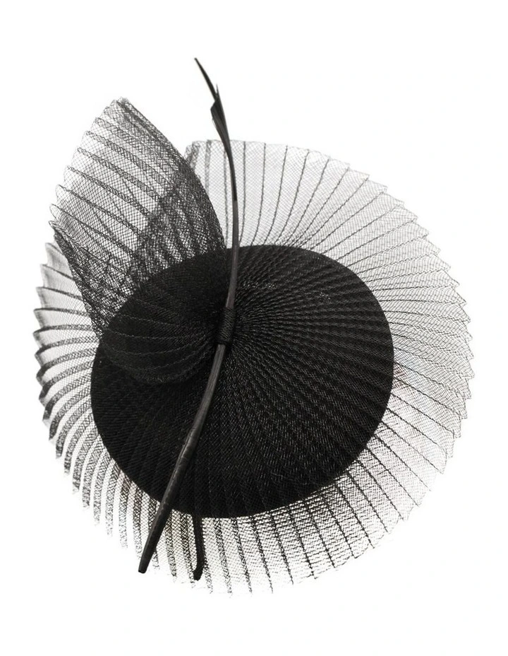 Prelaugh Fascinator in Black