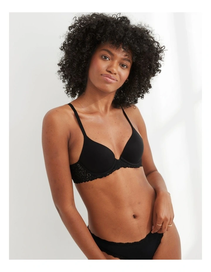 Real Sunnie Full Coverage Lightly Lined Blossom Lace Trim Bra in Black
