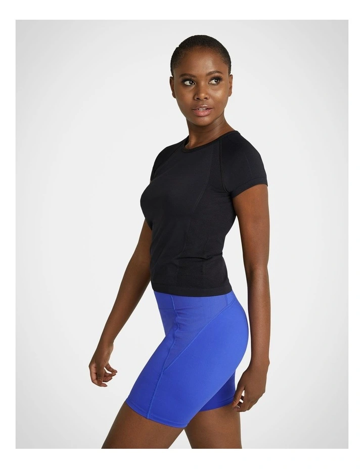 Active Seamless Tee in Black