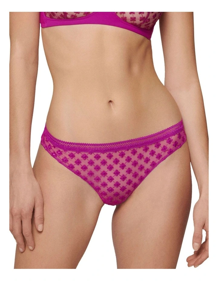 Hortense Tanga in Pink