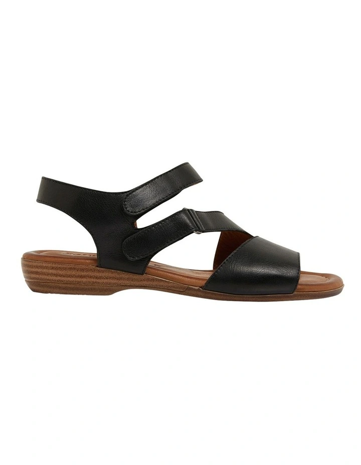 Kenya Sandals in Black Leather