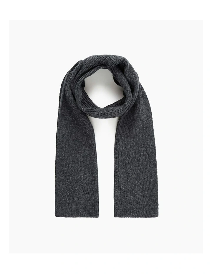 Oran Scarf in Navy