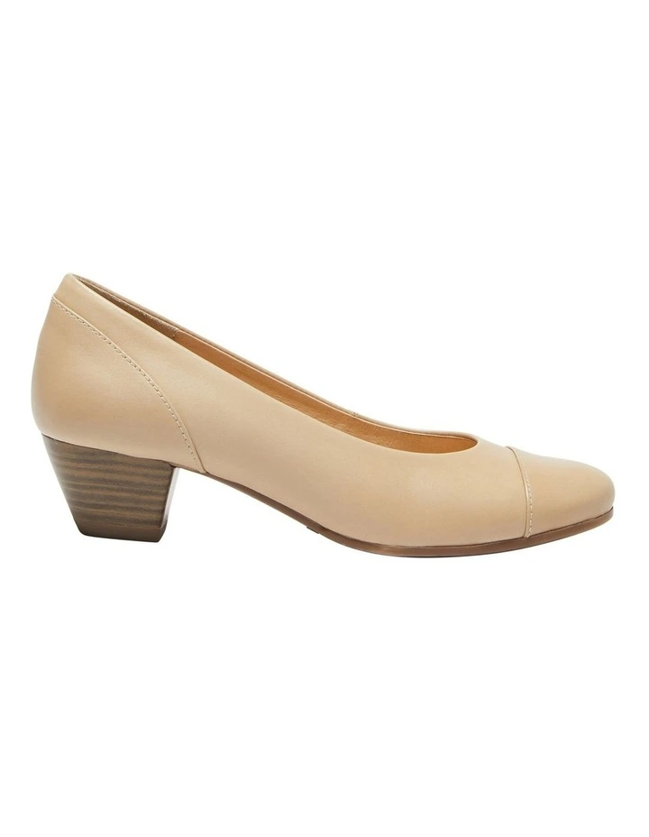 Acton Heeled Leather Shoes in Nude