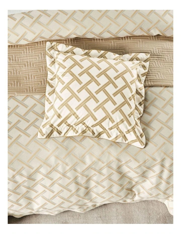 Valeria Cushion 50x50cm In Champagne