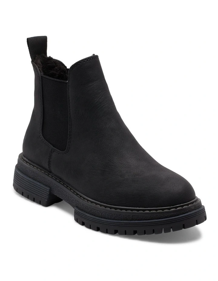 Lorena Boots in Black