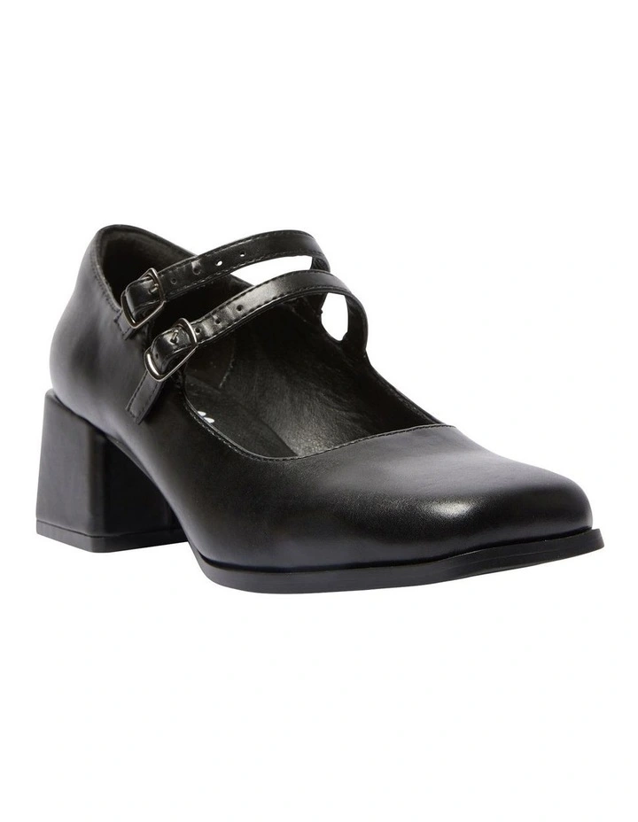 Metro Heeled Pumps in Black Smooth