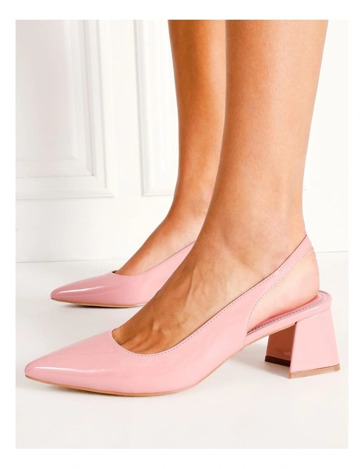 Abbey Heeled Shoes In Soft Pink Patent