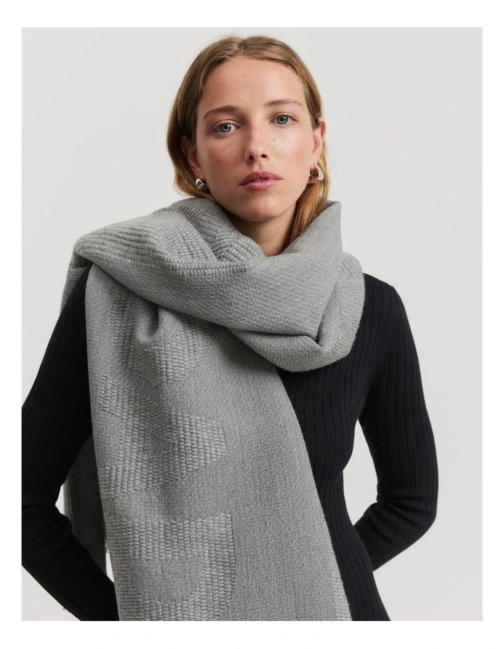 Logo Scarf in Grey Marle