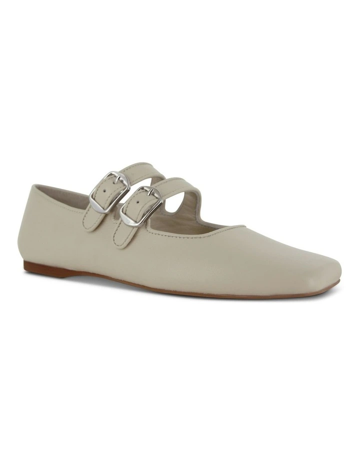 Bina Flats in Milk