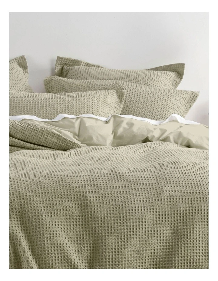 Deluxe Waffle Quilt Cover Set in Eucalyptus