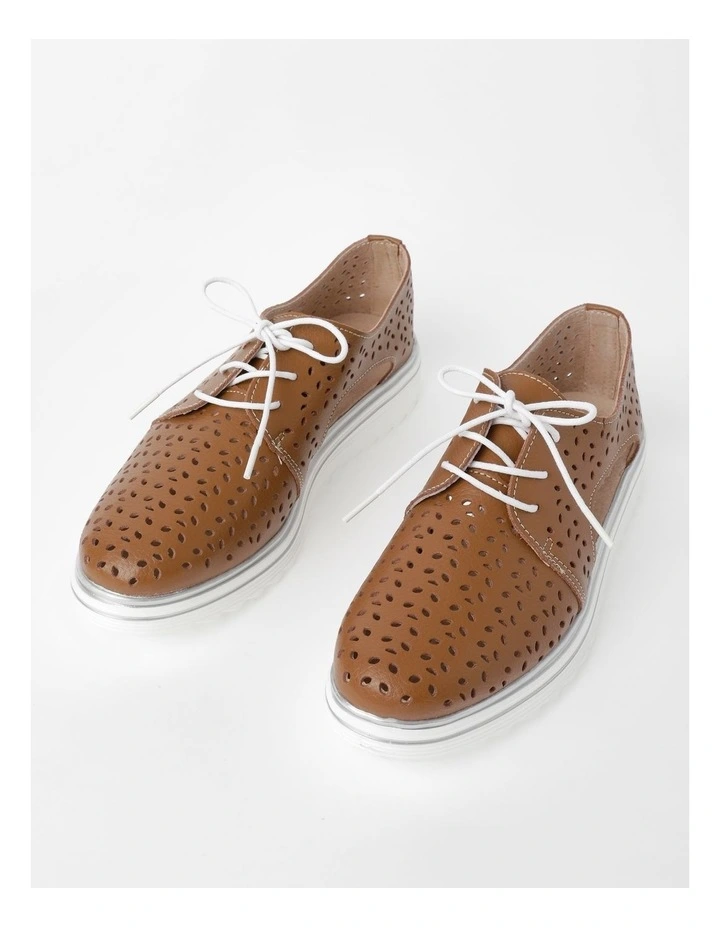 Cabana Flat Shoes In Tan
