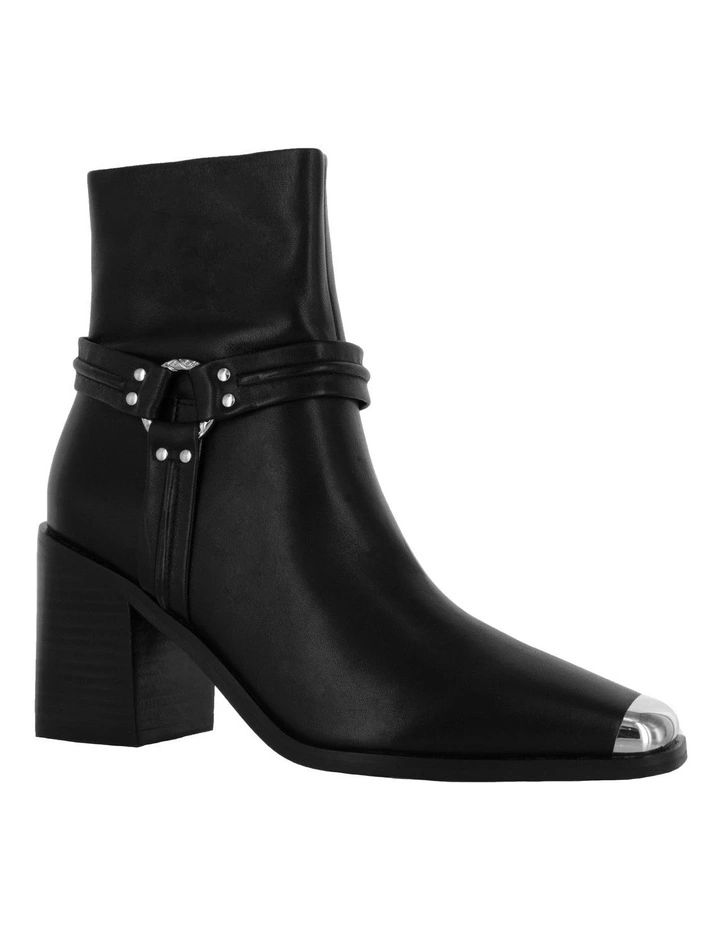 Hunny Heeled Boots in Black