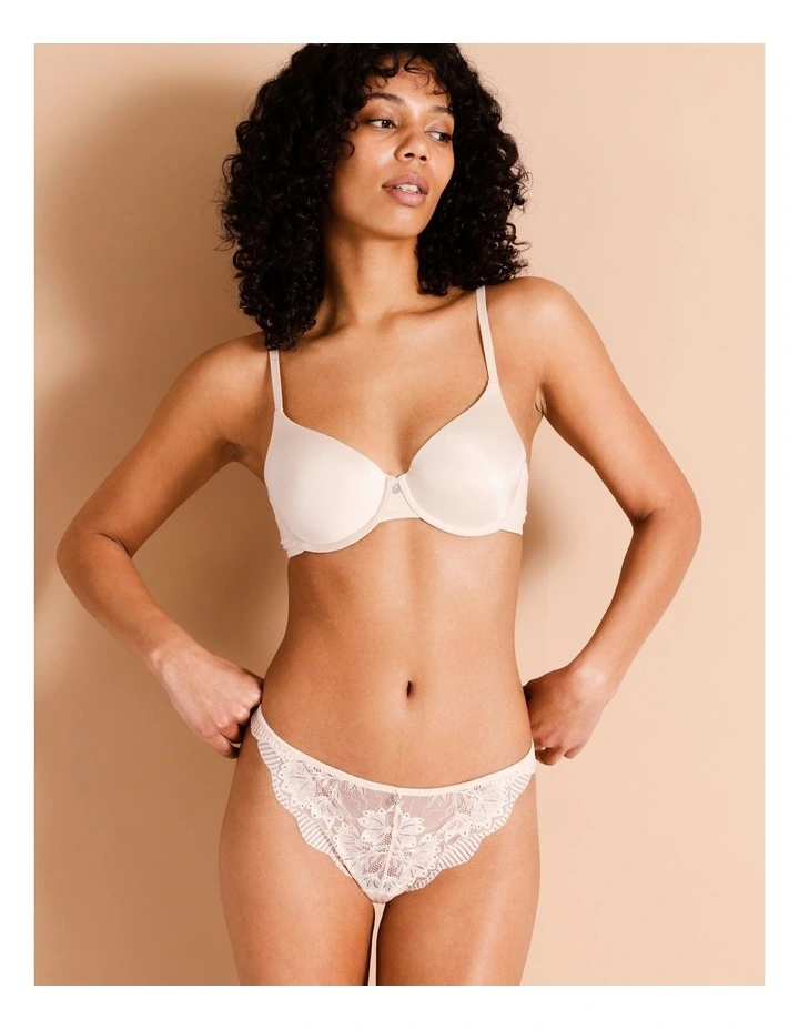 Lace Underwear G-String in Beige