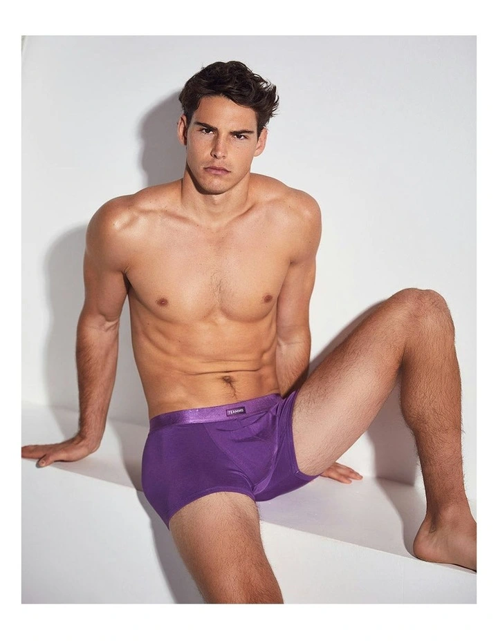 You Bamboo Trunk in Bright Violet