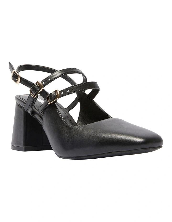 Nexus Heeled Shoes in Black Leather