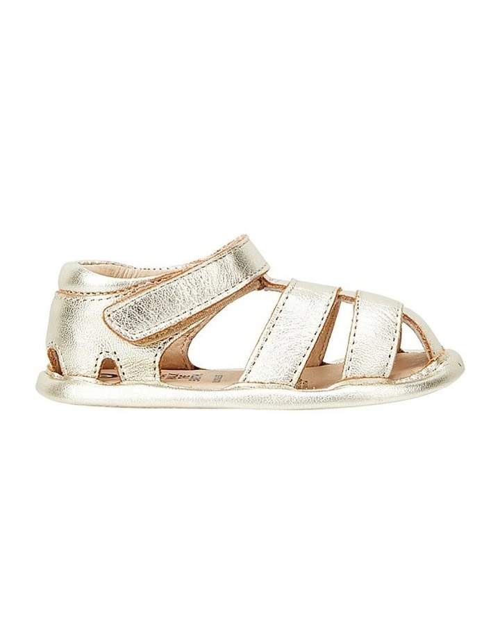 Sandy Sandal Girls