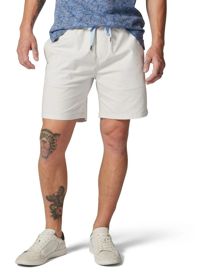 Gunn Resort 7" Short in Coconut