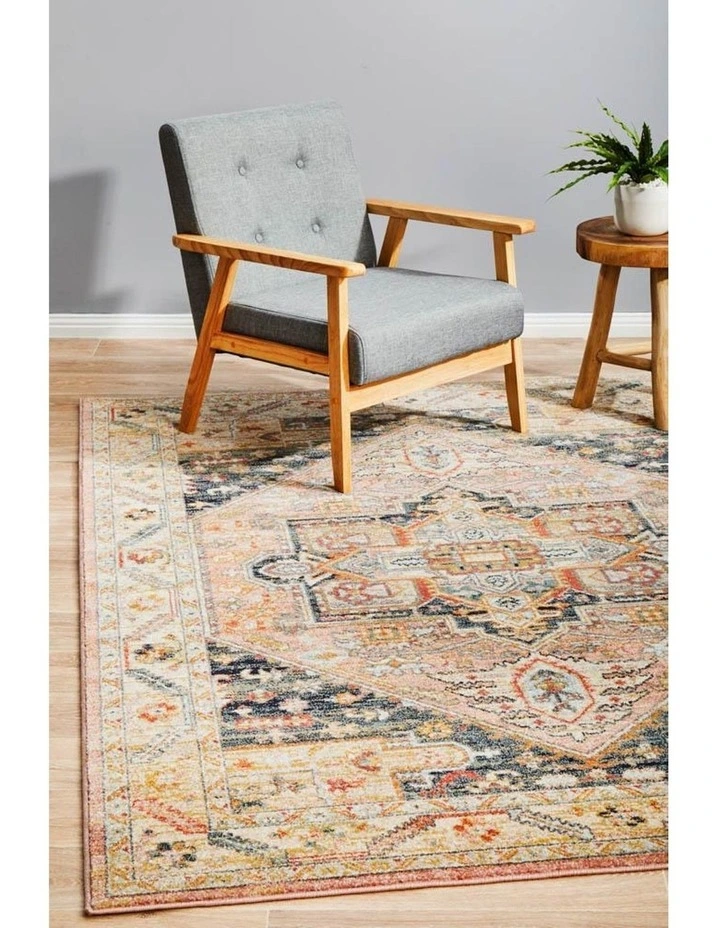 Legacy 850 Salmon Rug in Coral