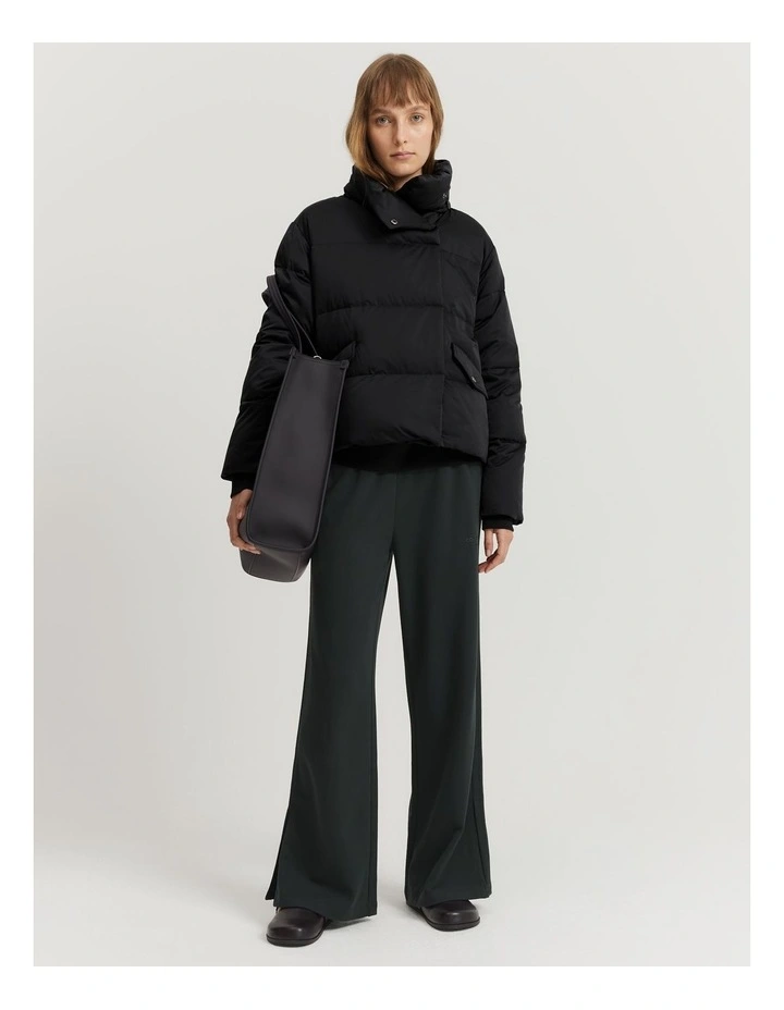 Recycled Polyester Relaxed Puffer Jacket in Black